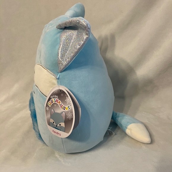 12" "Kendra" – Winter Fox - Picture 2 of 2